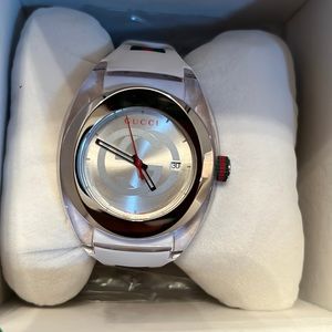 Gucci Men's White Stainless Steel Watch Authentic